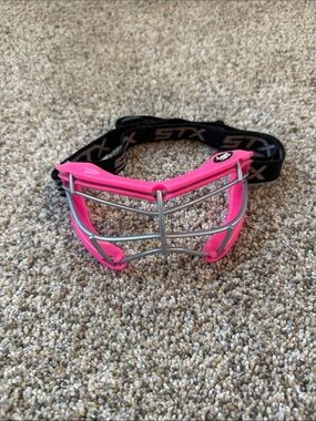STX Pink Lacrosse/Field Hockey 4 Sight Facemask with Black Strap Youth Small